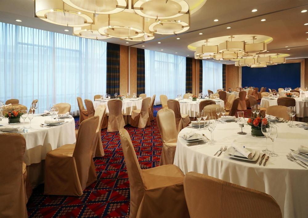 Sheraton Poznan Hotel Εξωτερικό φωτογραφία The ballroom